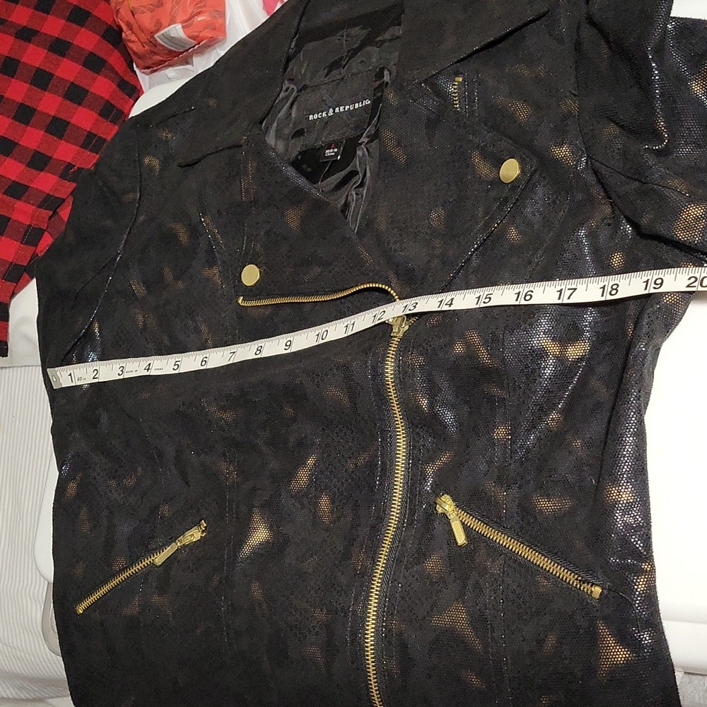 Jacket - Picture 5 of 5